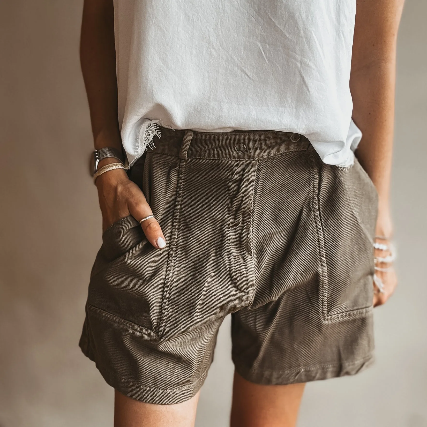 Cargo shorts KHAKI *NEW*