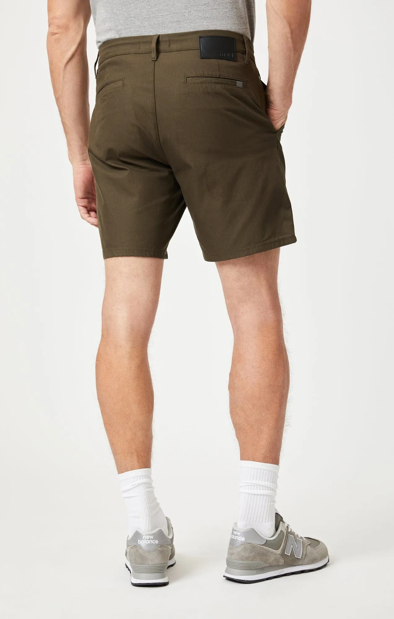 DARREN CHINO SHORTS IN KHAKI TRUE MOVE