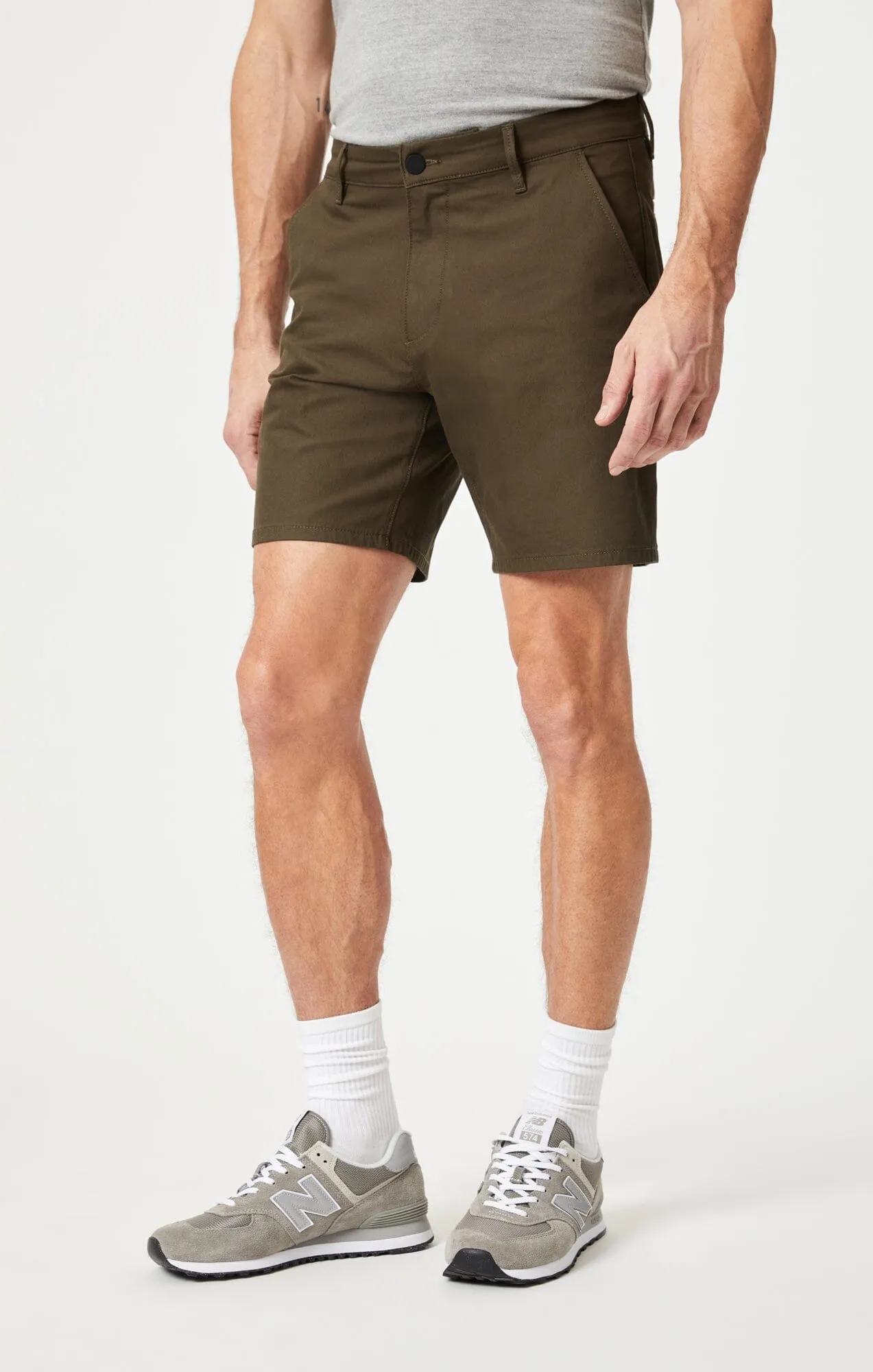 DARREN CHINO SHORTS IN KHAKI TRUE MOVE