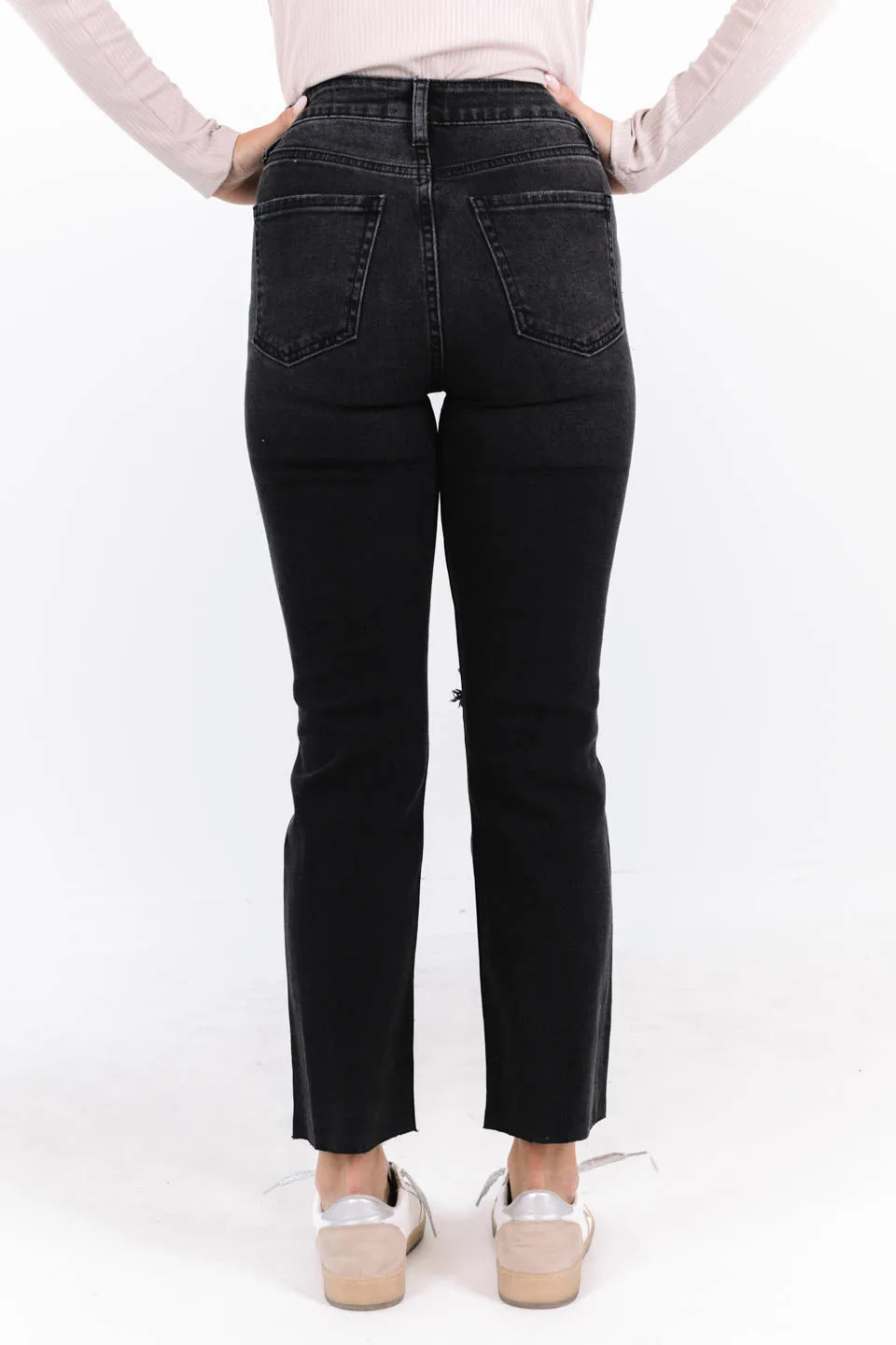 Keep the Momentum Jeans - Washed Black