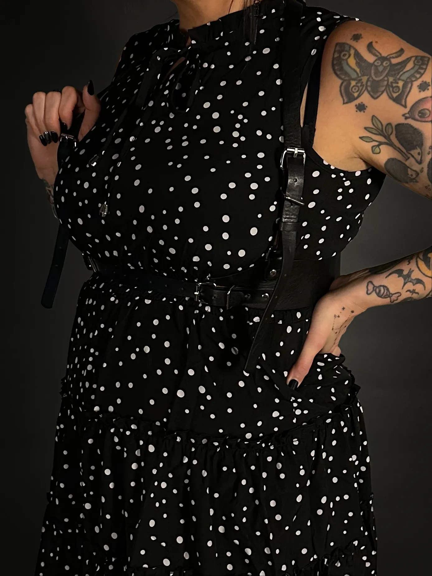 Outfit Set - Sleeveless Abstract Polka Dot Dress & Black Shoulder Harness Belt