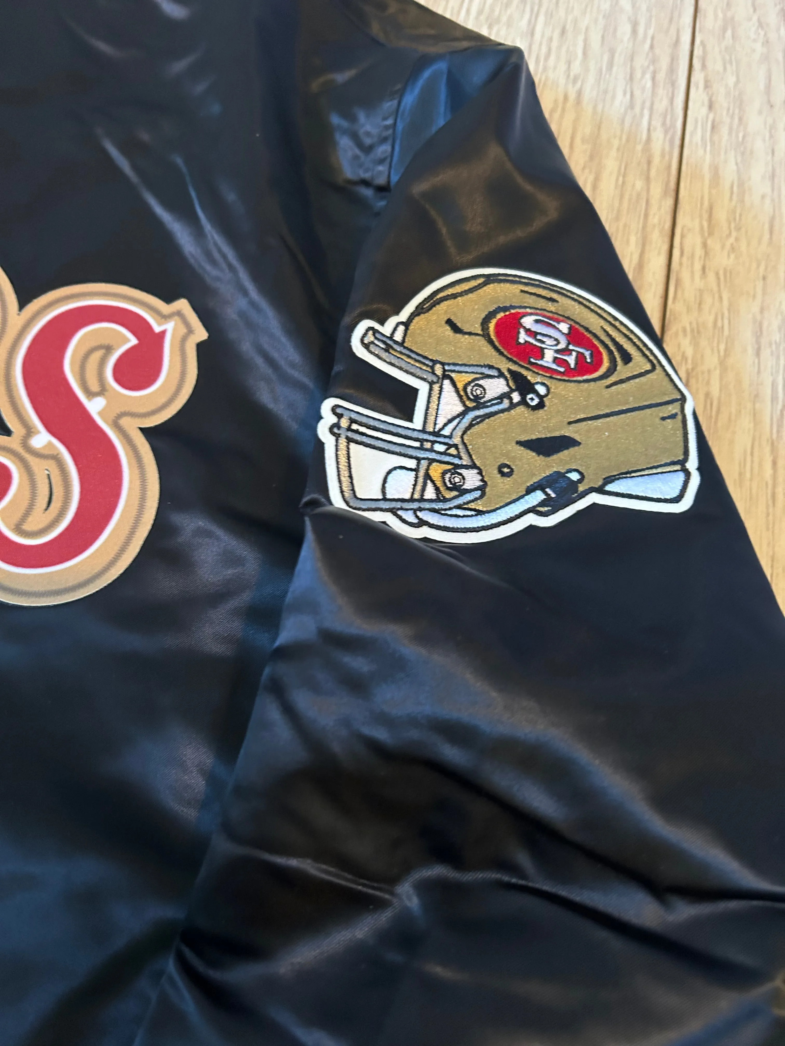 San Francisco 49ers Pro Standard Black Satin Button up